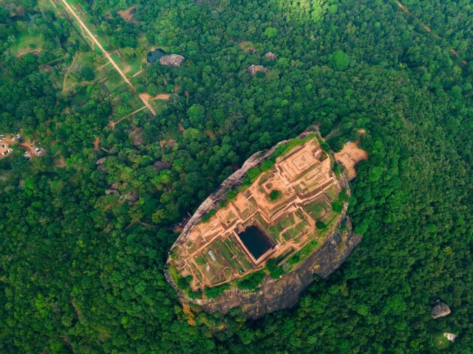 Widok z lotu ptaka na Lwią Skałę Sigiriya Sri Lanka