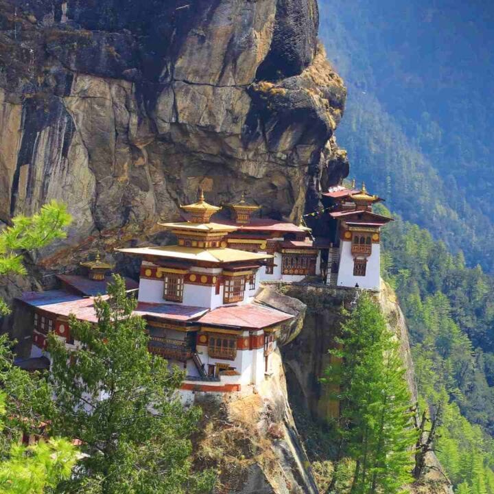 Klasztor Tygrysie Gniazdo (Paro Taktsang) w Bhutanie