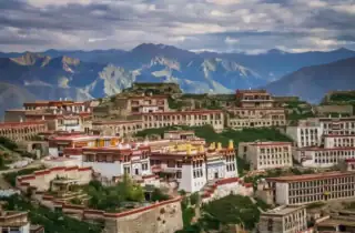 Panorama klasztoru Gyantse blisko Lhasy