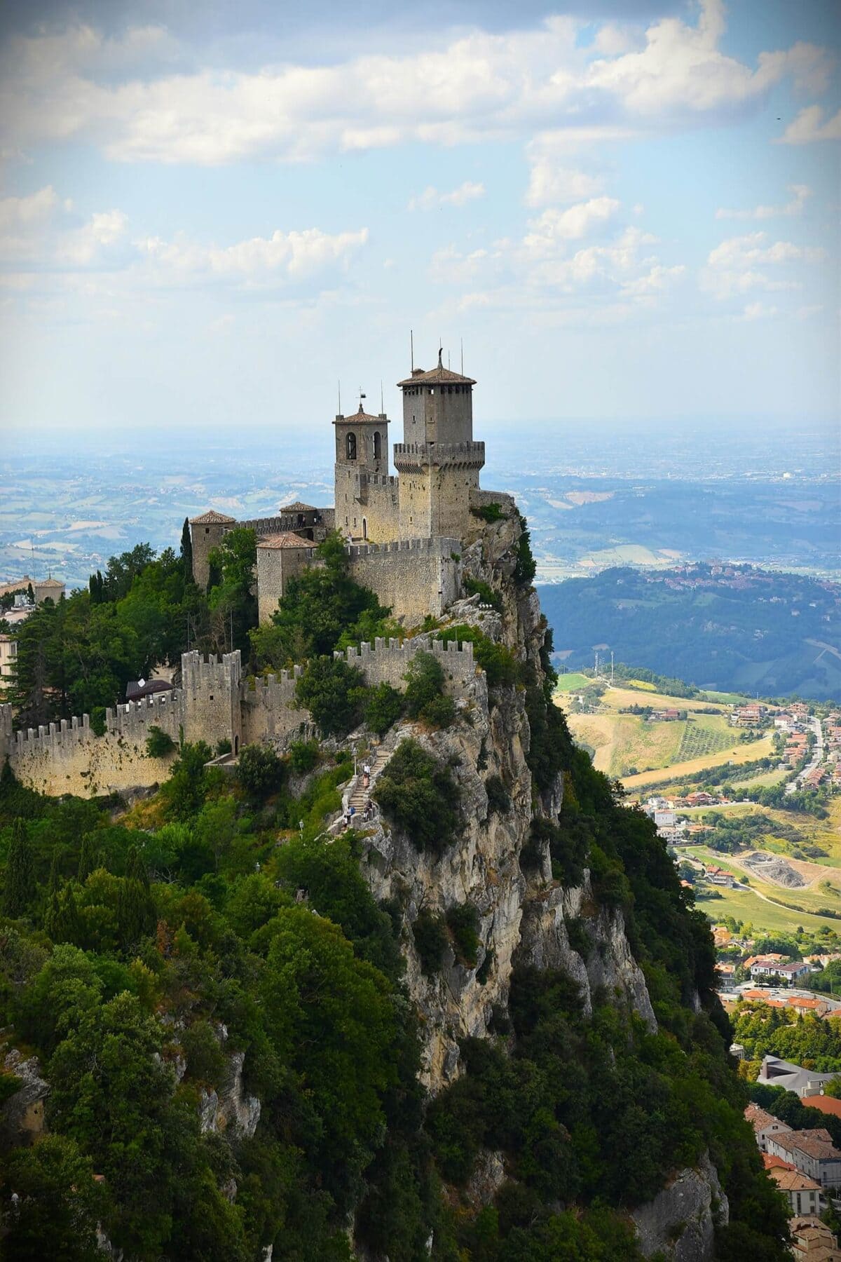 Monte Titano i średniowieczna twierdza San Marino, wyprawa Włochy