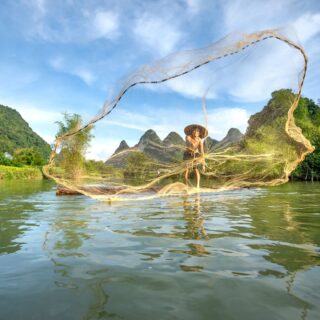 Rybak na Flores w Indonezji