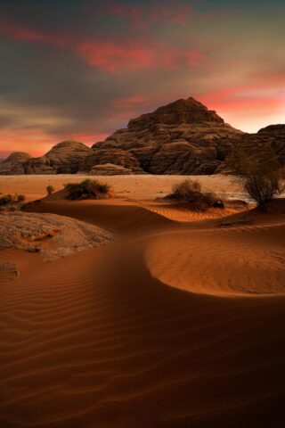 Pustynny krajobraz Wadi Rum w Jordanii